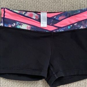 Ivivva reversible spandex size 12 kids